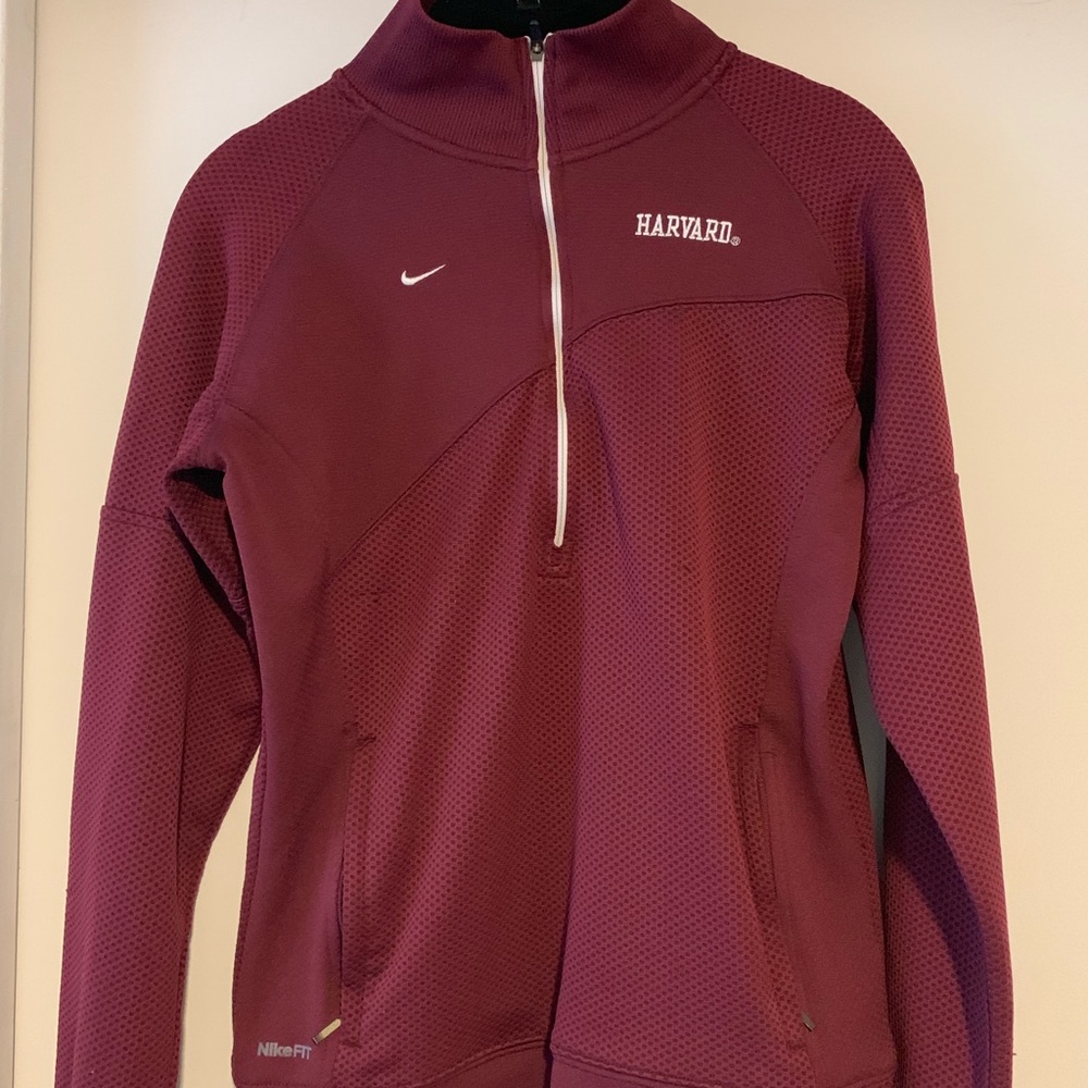 Harvard Pullover 🤓📚